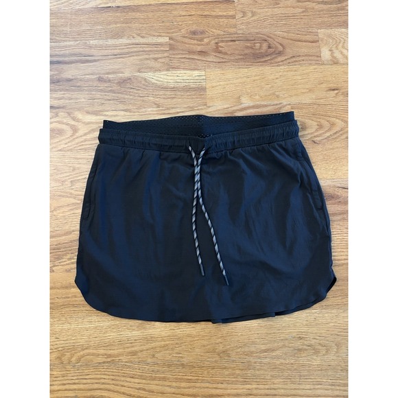 Athleta Pants - Athleta Trekkie Crest Skort Women's Size 8 Black Ripstop Quick Dry Performance‎